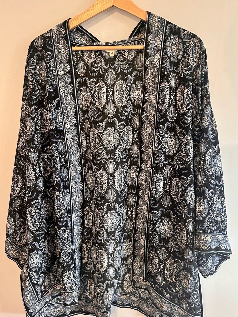 Black and White Paisley Kimono Cardigan- Max Studio